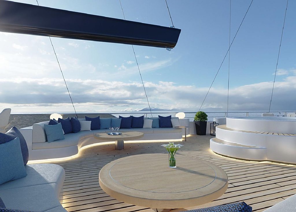 MV Custom Line 45.5m „Adri" – Deck