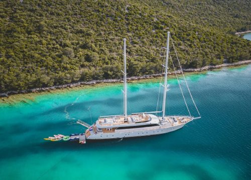 Luxusyacht MS Custom made 43.5m „Aurum Sky"