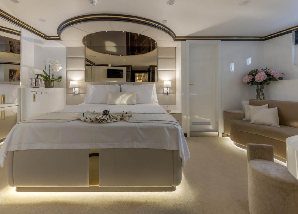 MS Custom made 43.5m „Aurum Sky" – Ansicht 7