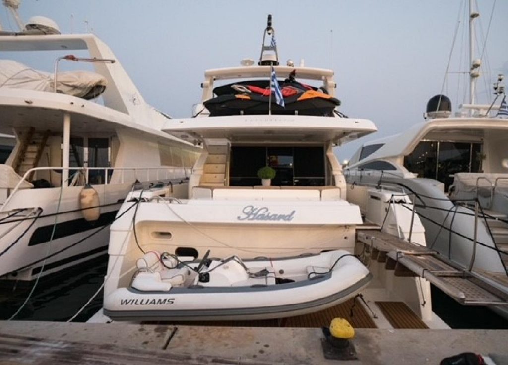 Ferretti 72 „Hasard" – Ansicht 4