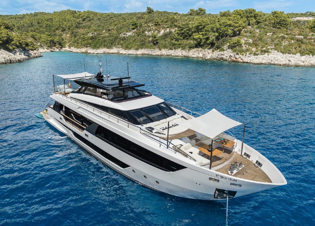 Ferretti 30m "Nailu+" – Ansicht 3