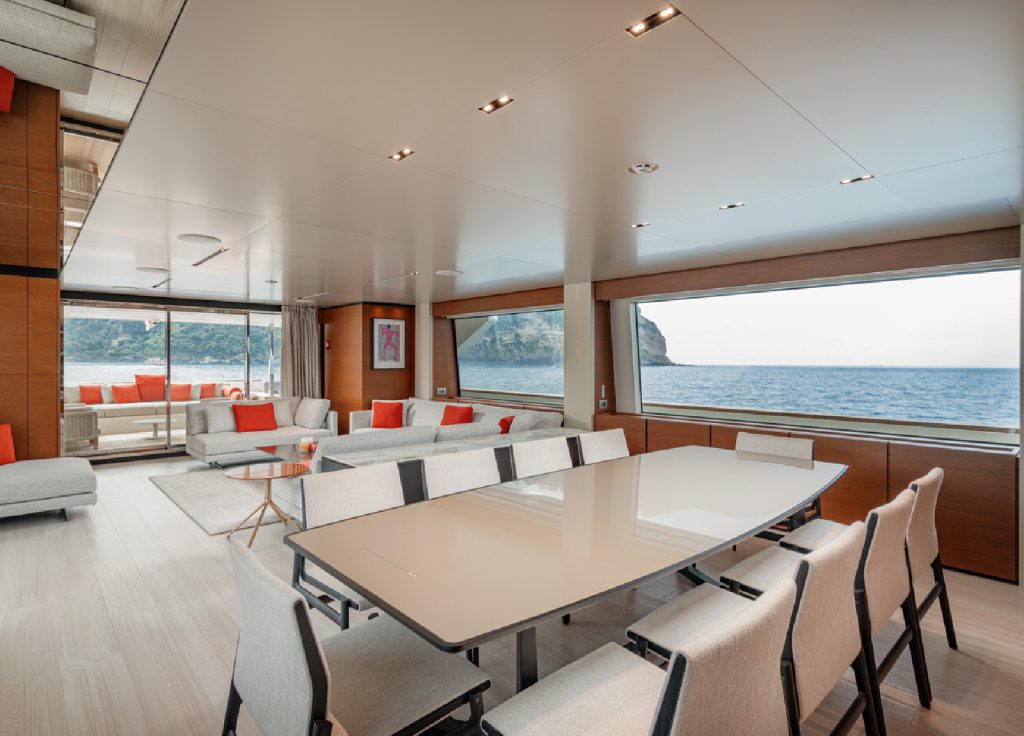 Custom Line Navetta 33 „Diana II" – Ansicht 11