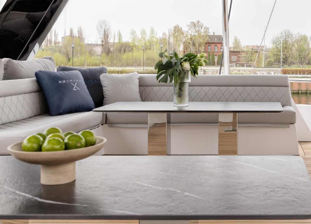 Moon Yacht „Seabarit LX" – Lounge
