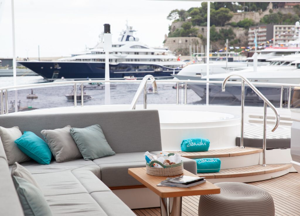 Sunseeker 131 "Sonishi" – Ansicht 2