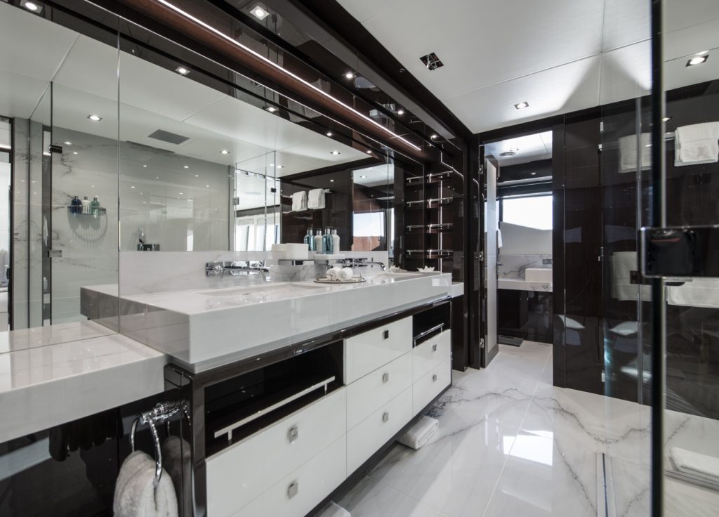 Sunseeker 40m "Berco Voyager" – Bad
