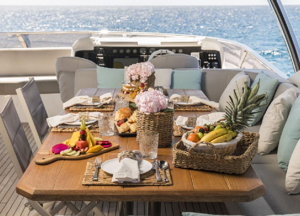 Sunseeker 86 "Sea Water II" – Ansicht 6