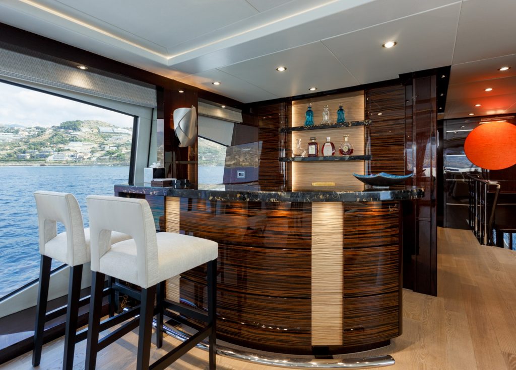 Sunseeker 131 "No.9" – Bar