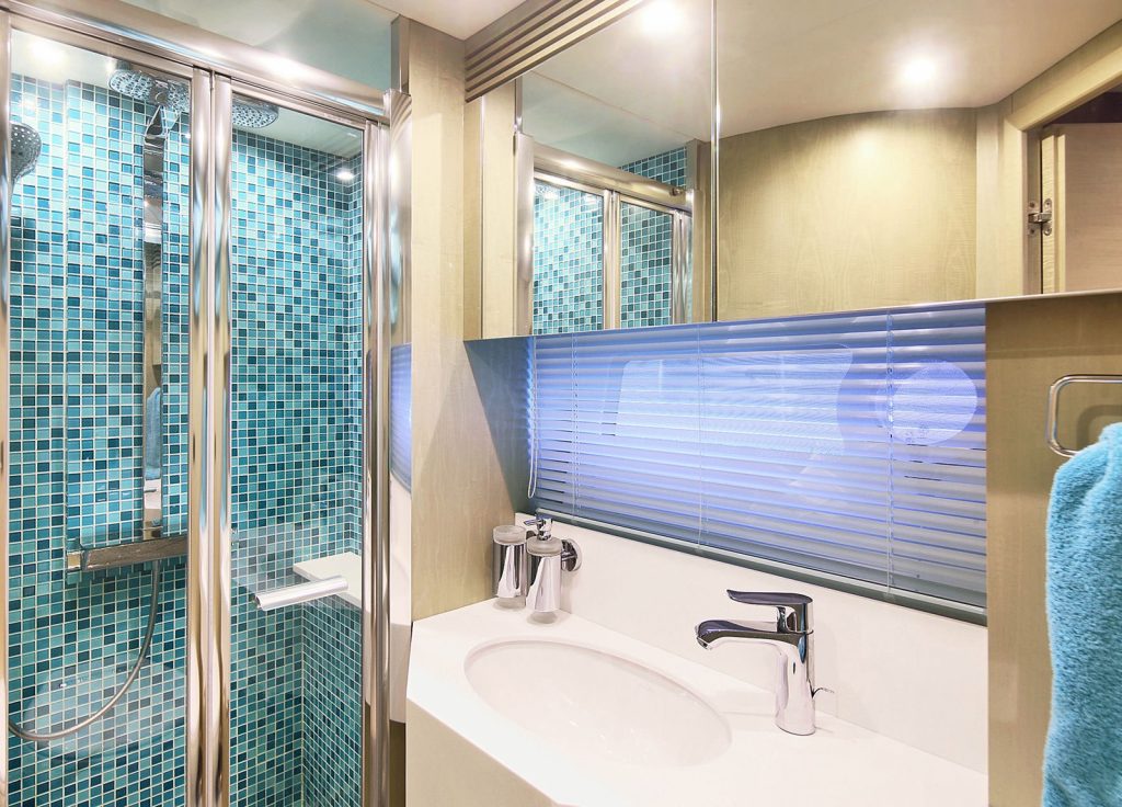 Sunseeker 75 "Raoul W" – Bad