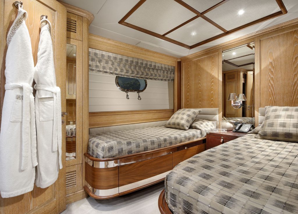 Benetti Classic 120 "Quest R" – Kabine