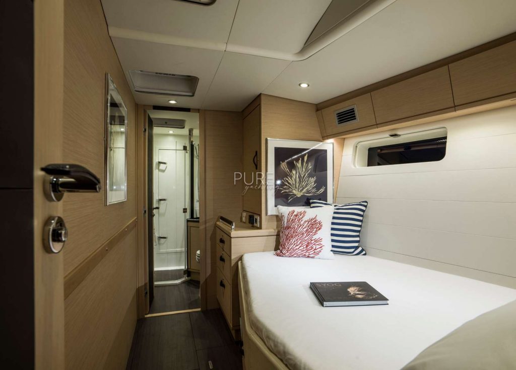 Jeanneau 64 "Thea of Southampton" – Kabine