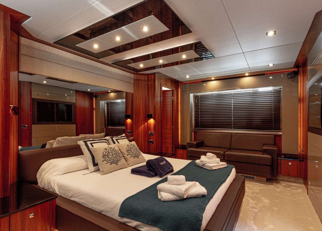 Sunseeker Predator 84 "Basad" – Kabine