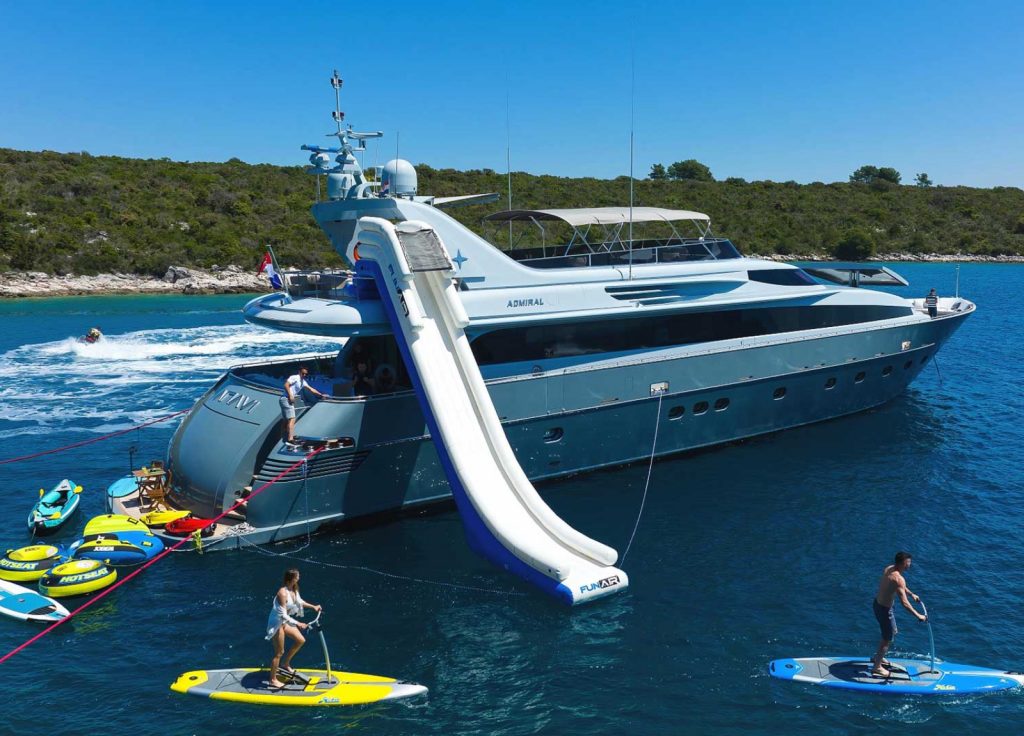 Admiral 35 "Anavi" – Ansicht 6