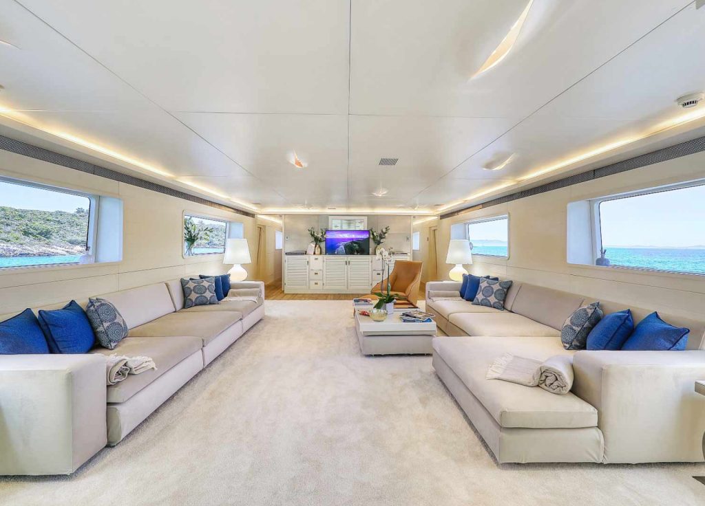 Admiral 35 "Anavi" – Salon