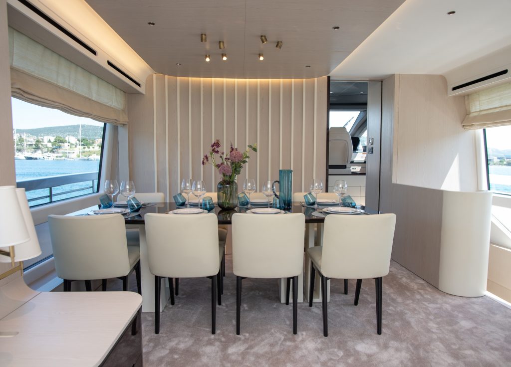 Azimut 78 Fly "Prewi" – Flybridge