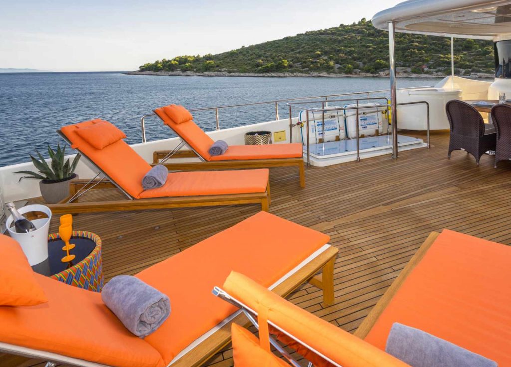 Ferretti Navetta 33 "Seventh Sense" – Ansicht 5
