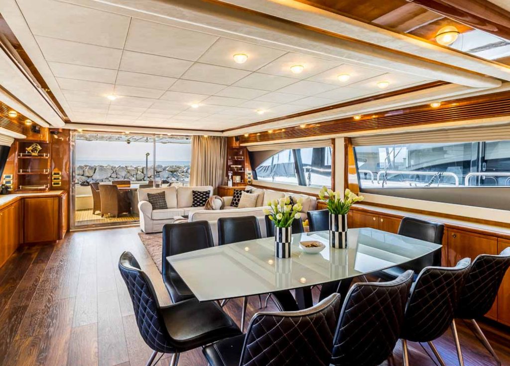 Ferretti 880 "Miss Katariina" – Salon