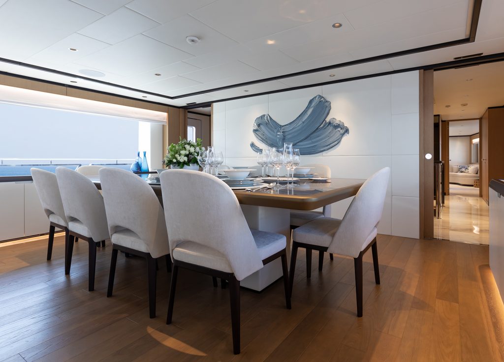 Majesty 120 "Olivia" – Essbereich