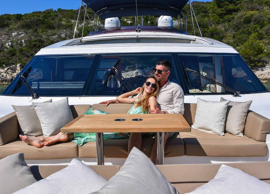 Princess V85 "Agave" – Lounge