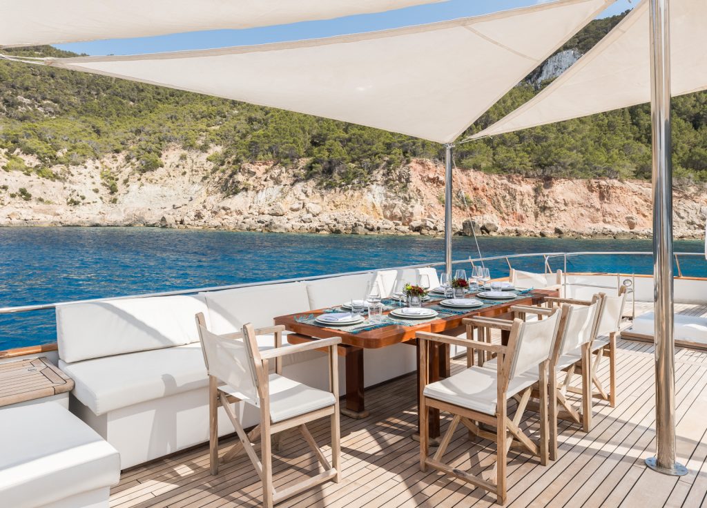 CRN Ancona 34m "Spirit of MK" – Ansicht 5