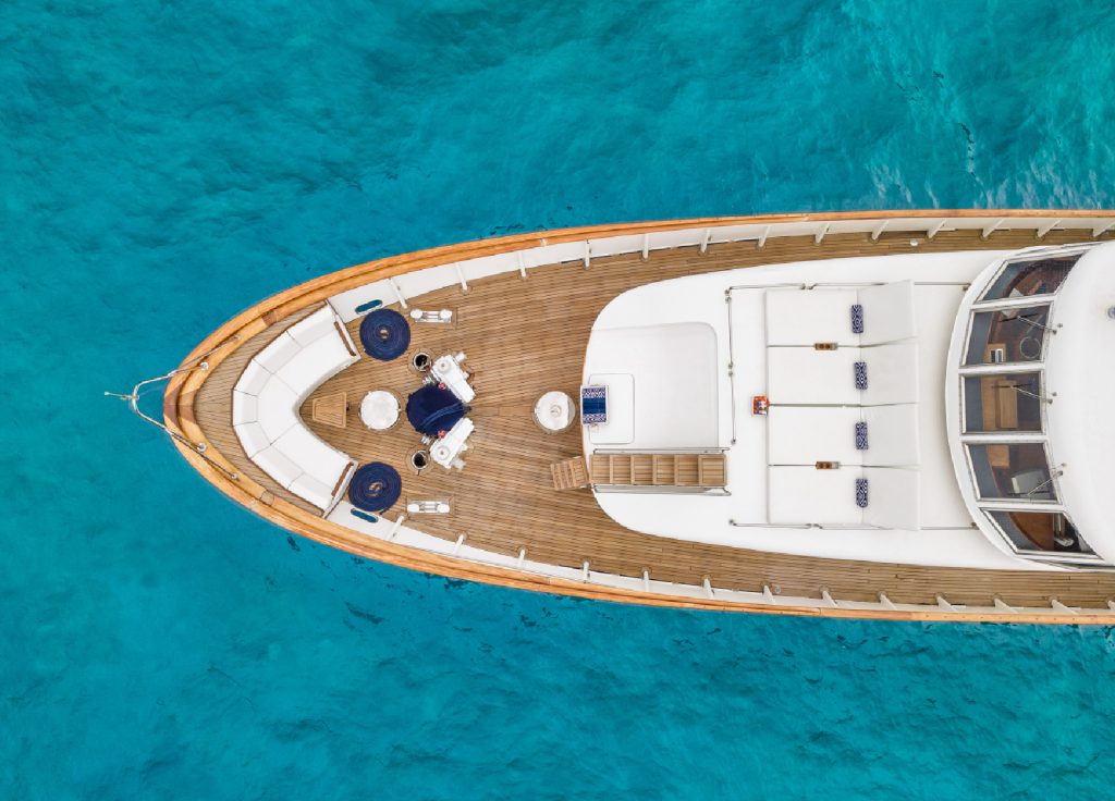 CRN Ancona 34m "Spirit of MK" – Bug