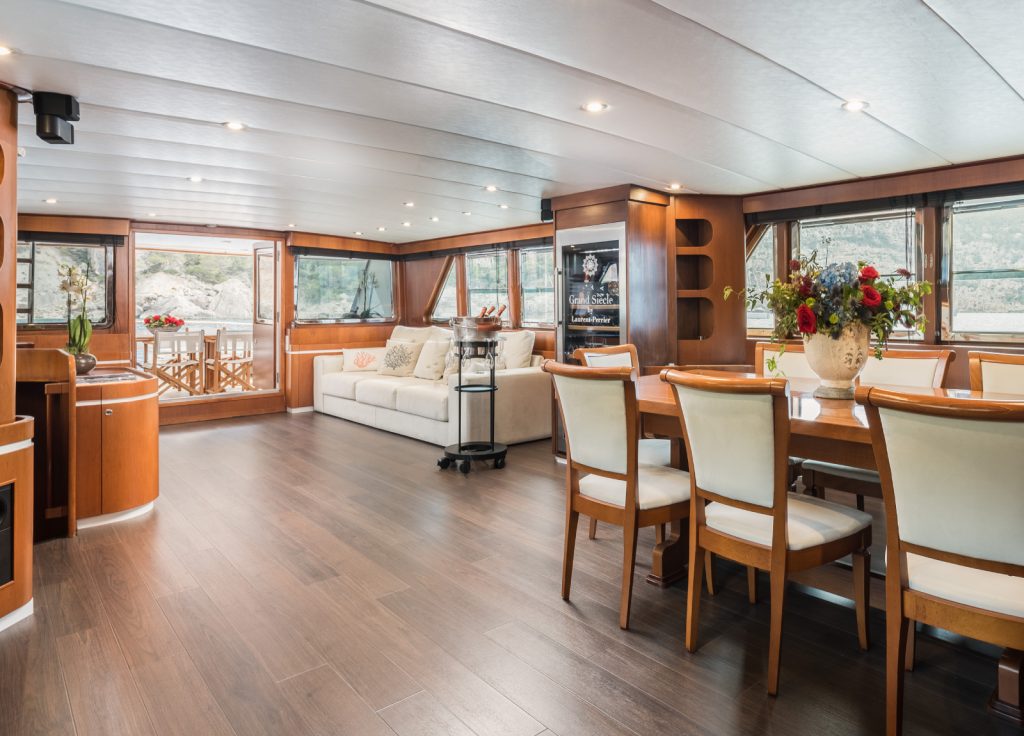 CRN Ancona 34m "Spirit of MK" – Innenbereich