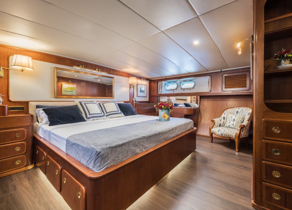 CRN Ancona 34m "Spirit of MK" – Ansicht 12