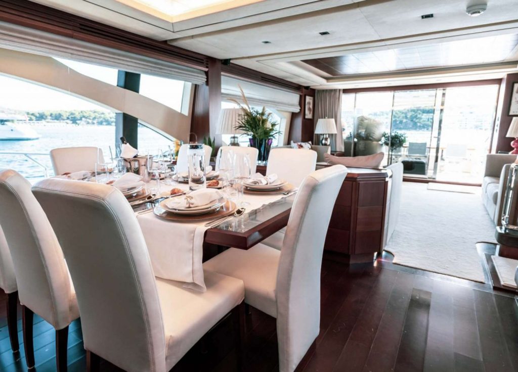 Azimut 29,9M "KOUKLES" – Ansicht 9