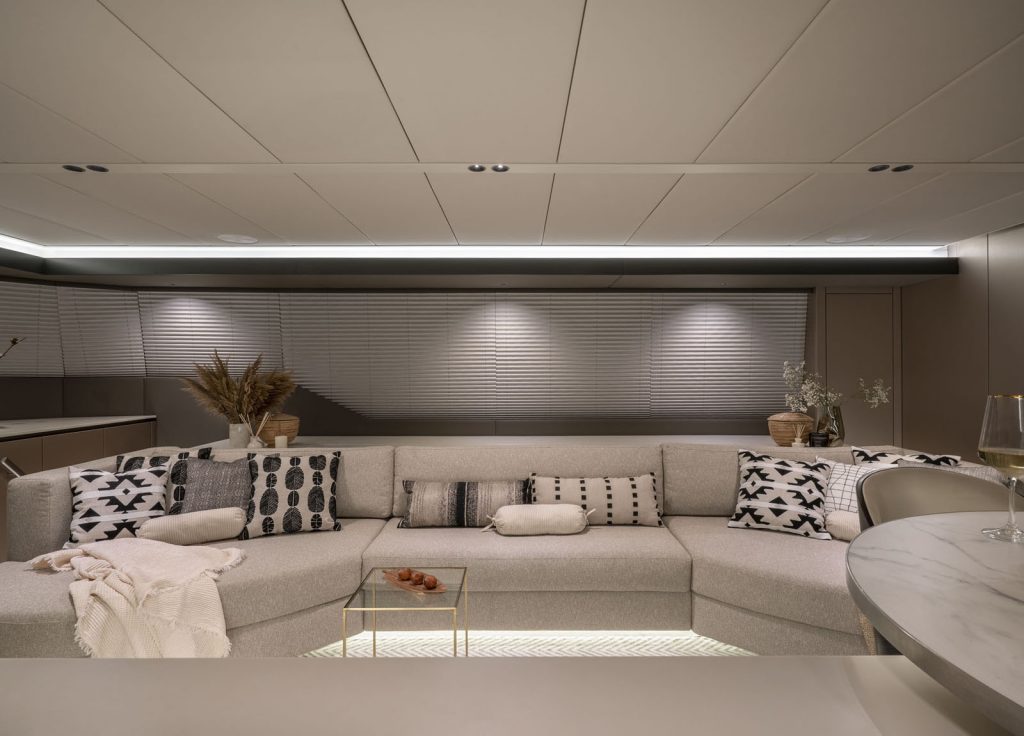 Sunreef 70 "Yolo" – Lounge