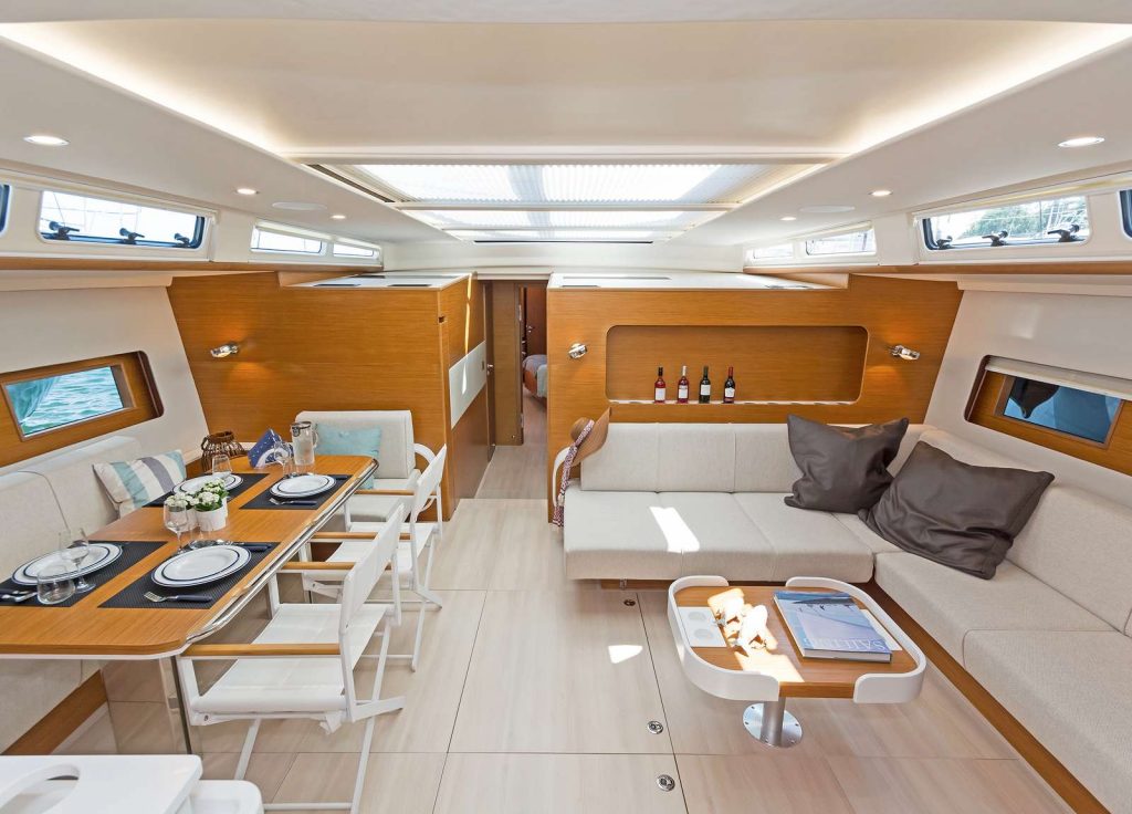 Hanse 675 "Alizee" – Lounge