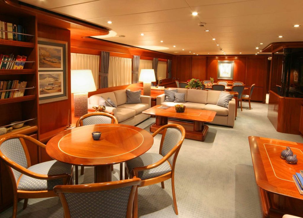 Heesen 35 "Alcor" – Lounge