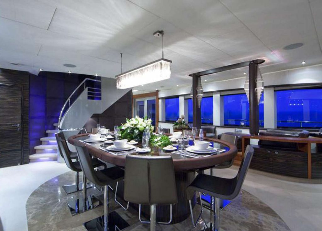 Oceanline 127 "One Blue" – Lounge