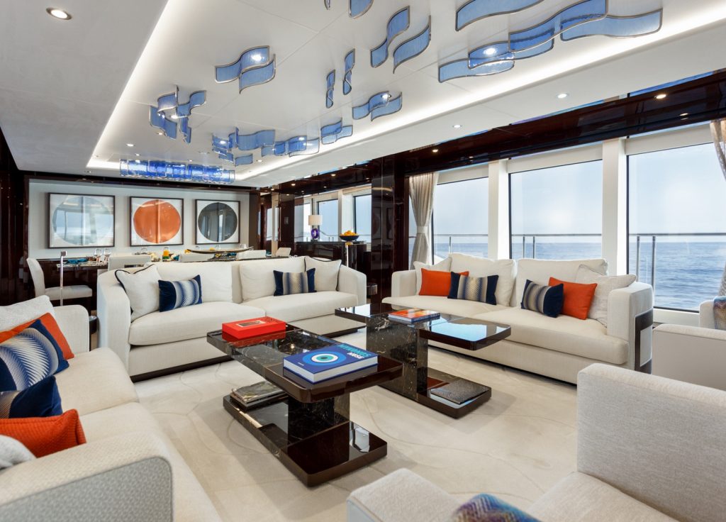 Sunseeker 131 "No.9" – Lounge
