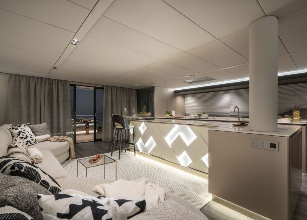 Sunreef 70 "Yolo" – Lounge