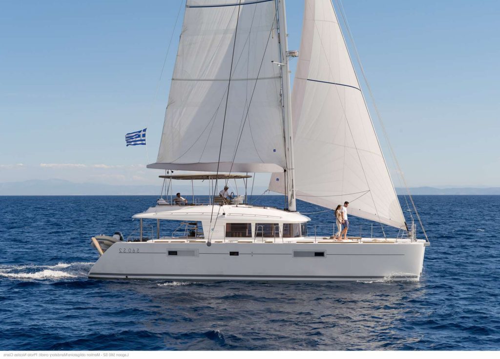 Lagoon 560 S2 "Moya" – Ansicht 2