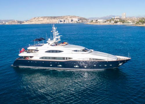 Luxusyacht CRN Ancona 130 "Bunker"
