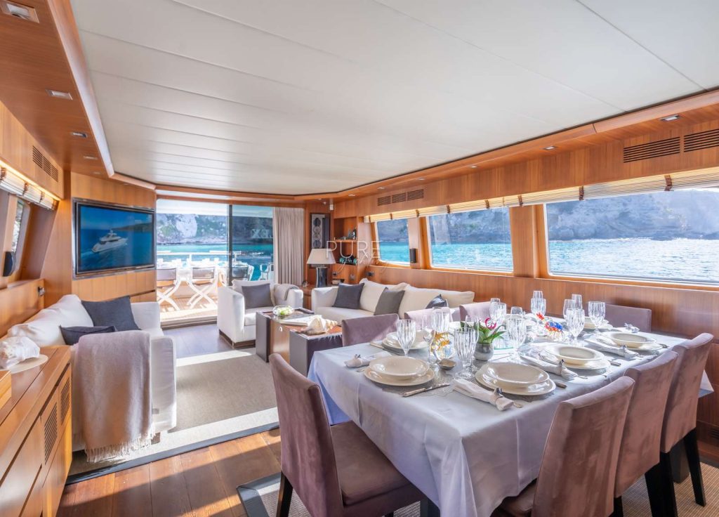 Maiora 24S "LEX" – Lounge