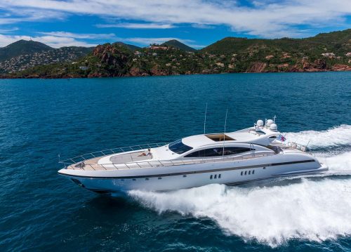 Luxusyacht Mangusta 108 "Lady B"