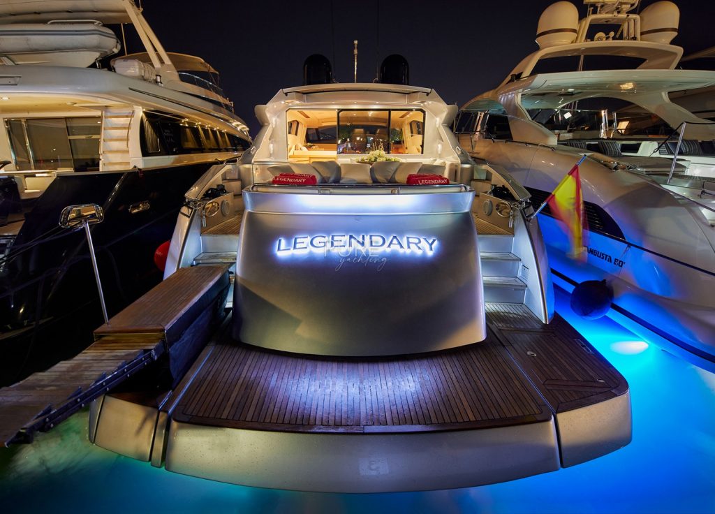 Pershing 72 "Legendary" – View 4