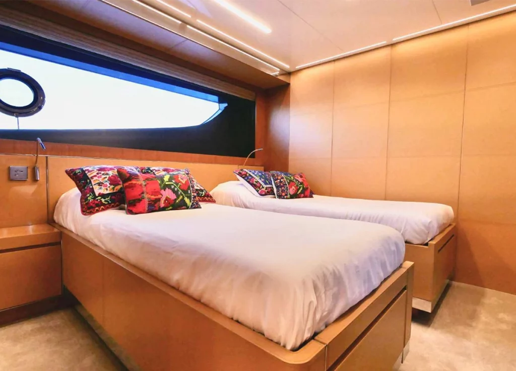 Riva Corsaro 100 "Basilic" – Kabine