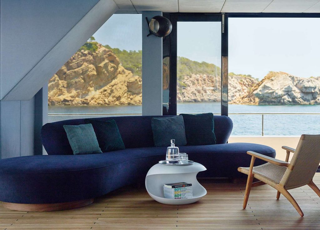 Sunreef Supreme 68 "Midori" – Salon