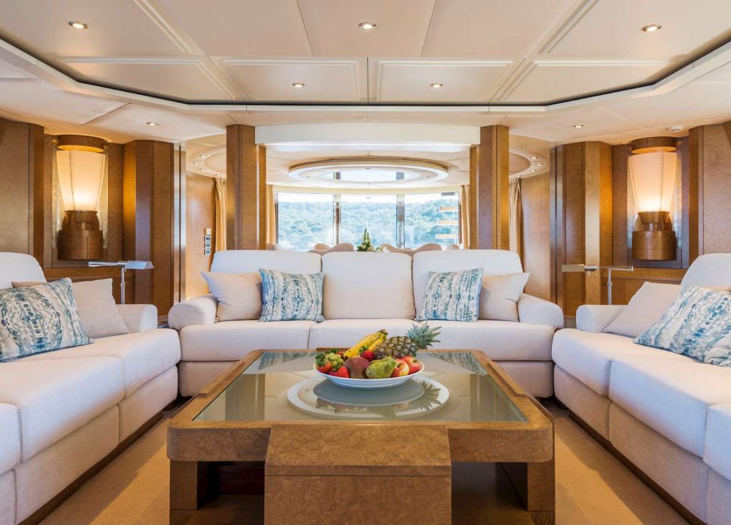 Evolution Yachts 34m "Benita Blue" – Salon