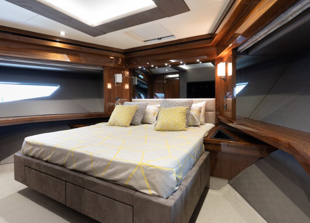Sunseeker 86 "Sea Water II" – Kabine