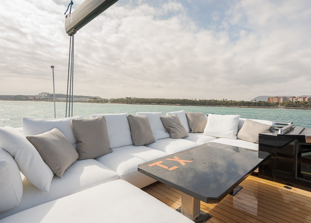 Trimaran "Hanstaiger X1" – Lounge