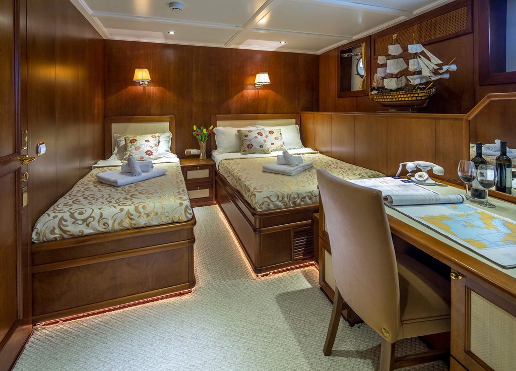 Aegean Yachts 131 "Donna Del Mare" – Kabine
