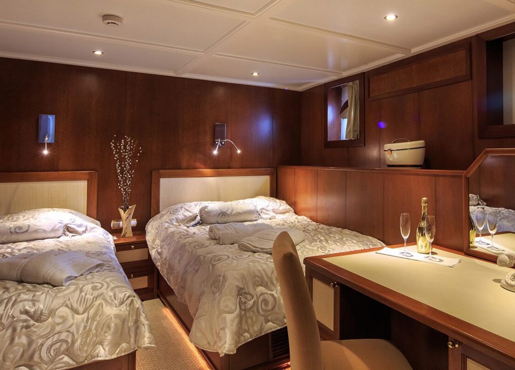 Aegean Yachts 131 "Donna Del Mare" – Kabine