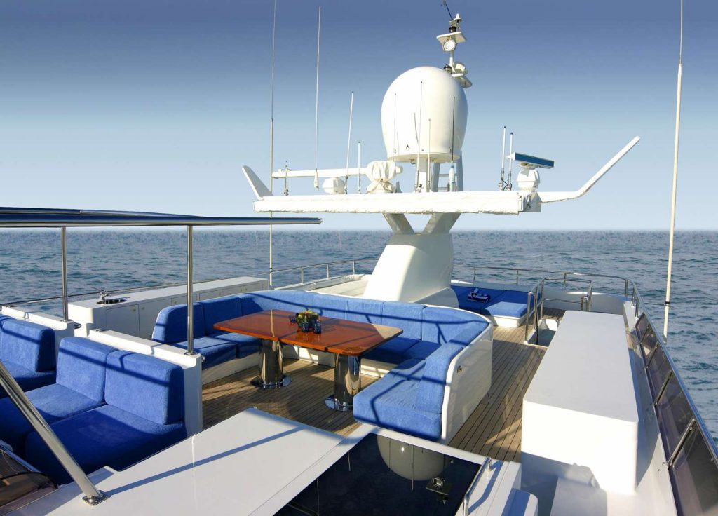 Heesen 35 "Alcor" – Oberdeck
