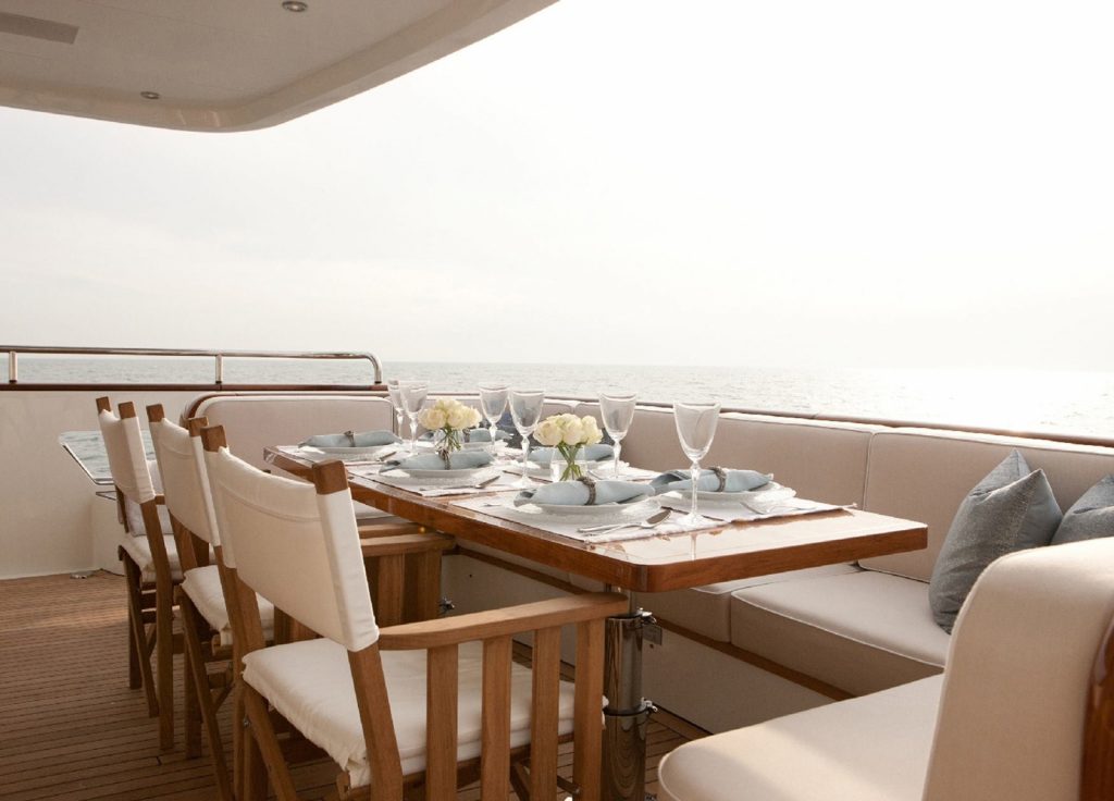 Mulder 28,6m "Firefly" – Upper Deck