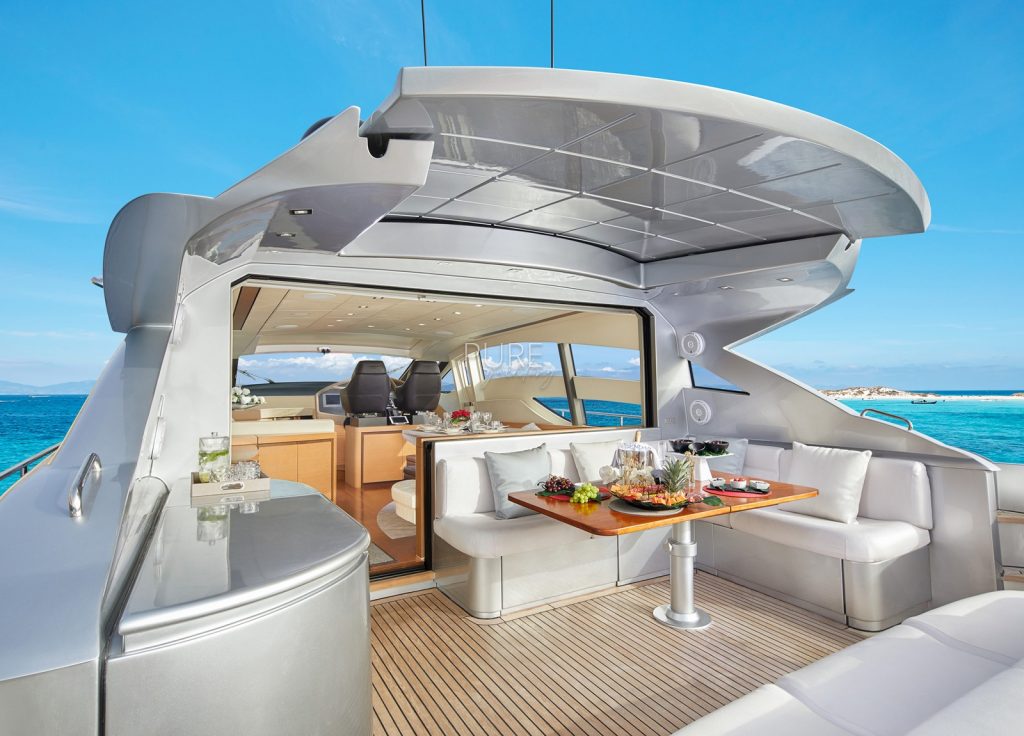 Pershing 72 “Legendary” – upper deck