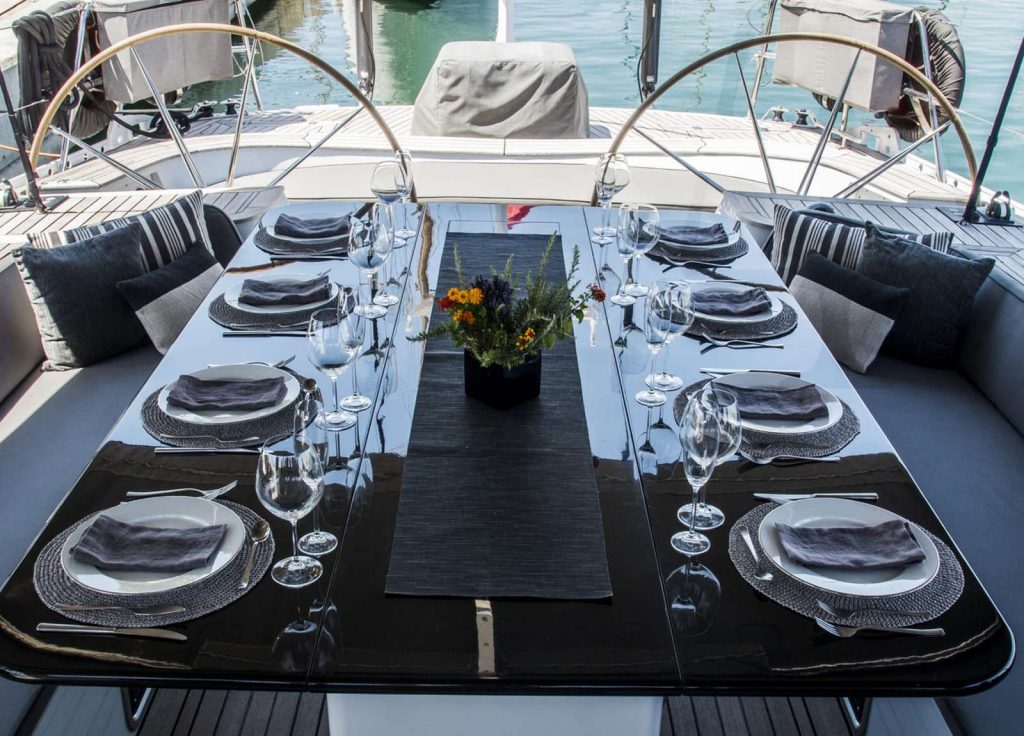 Trehard 30m "Aizu" – Oberdeck