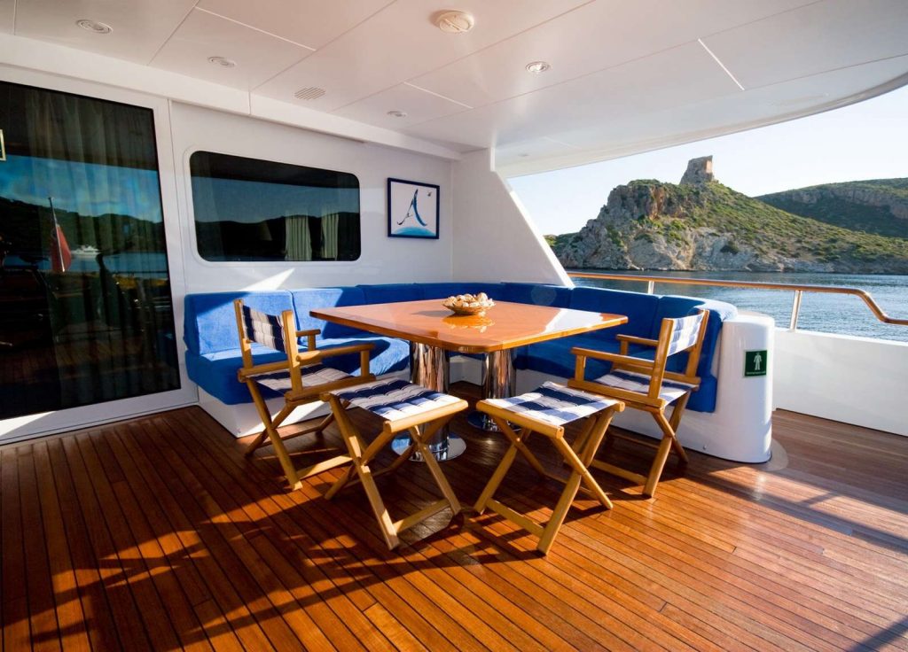 Heesen 35 "Alcor" – Oberdeck